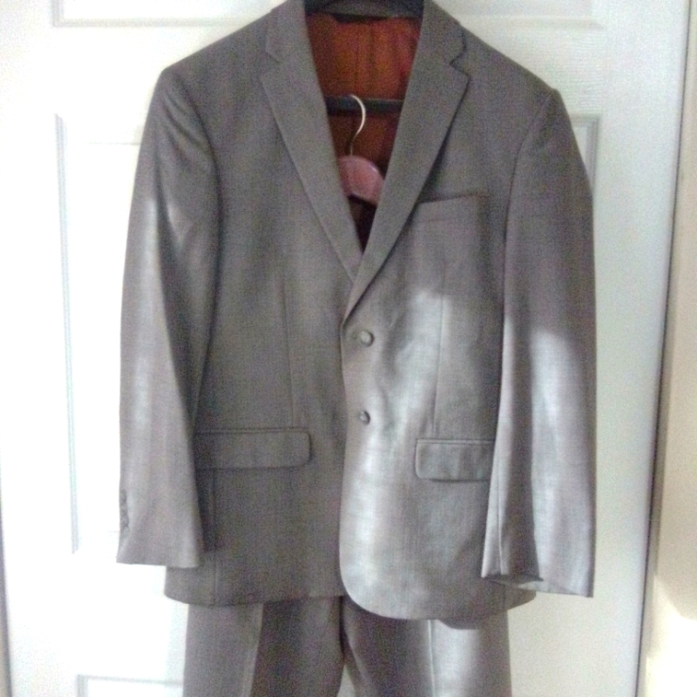 38s Slim Jos.A.Banks Taupe Pinstripe Suit